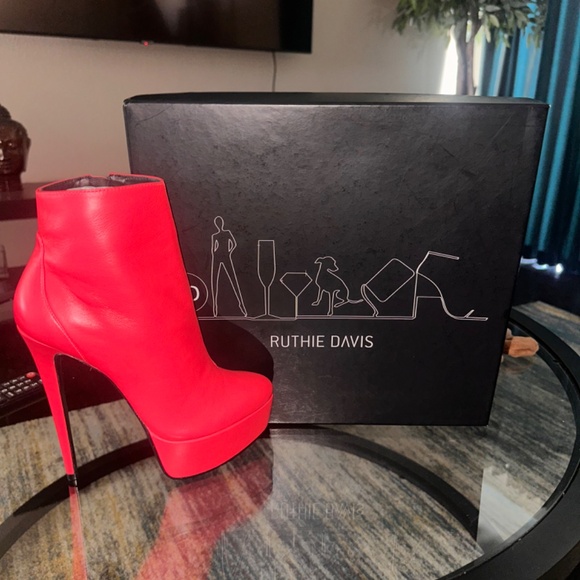 Ruthie Davis boots - Picture 4 of 4